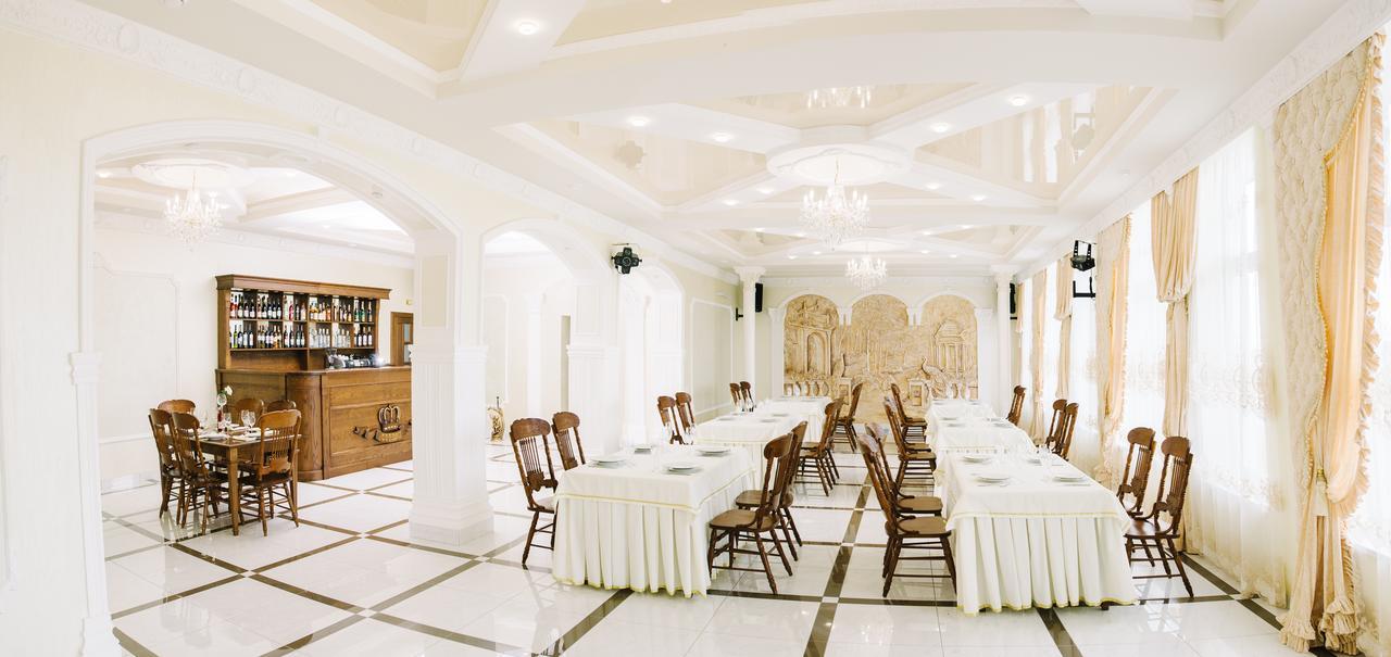 Hotel Korona Kolybayevka エクステリア 写真