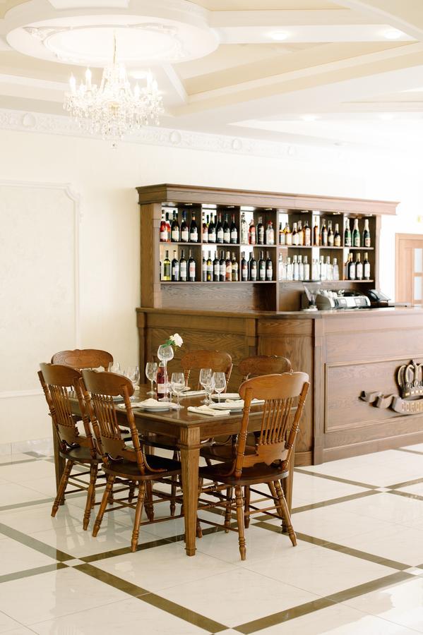 Hotel Korona Kolybayevka エクステリア 写真