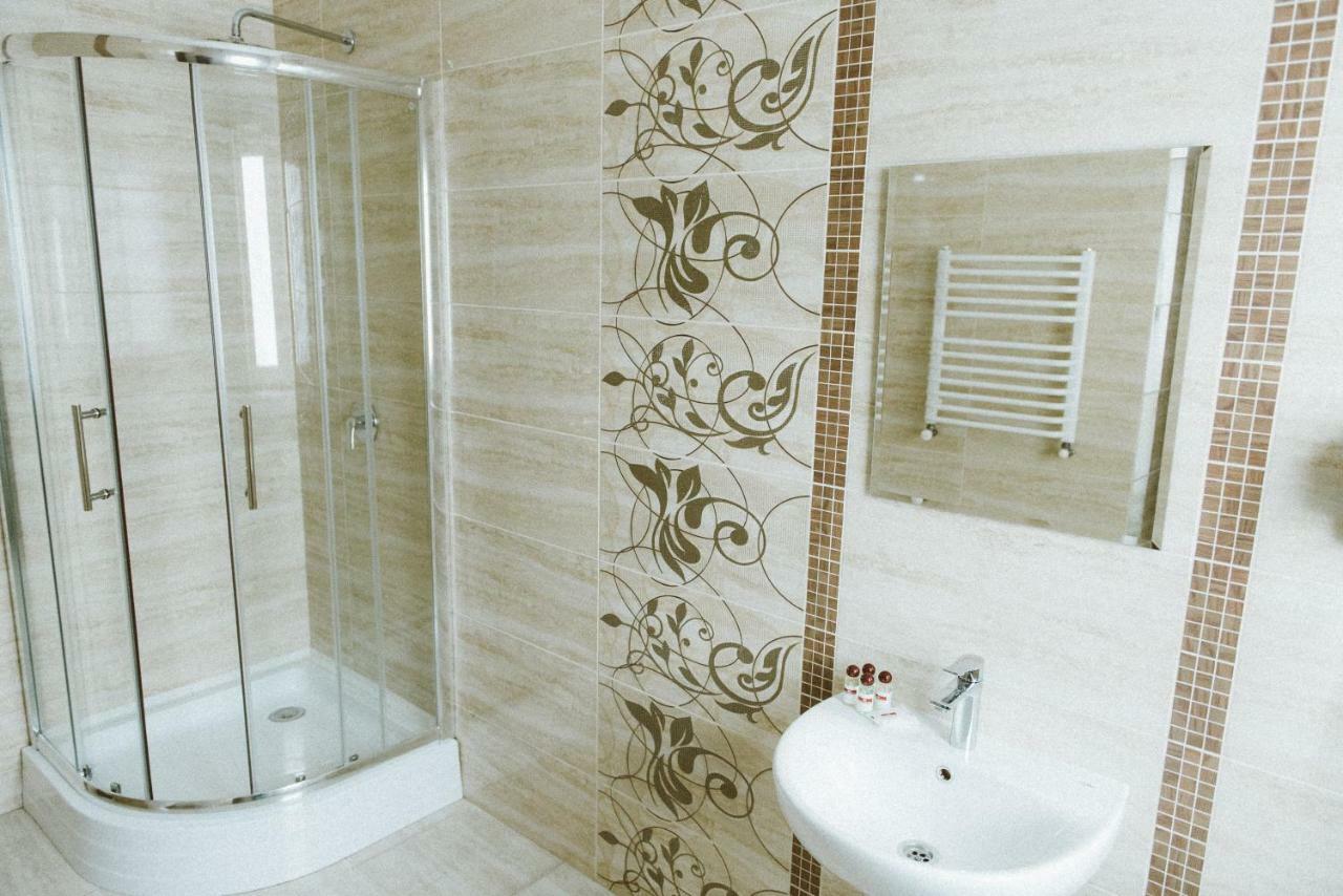 Hotel Korona Kolybayevka エクステリア 写真